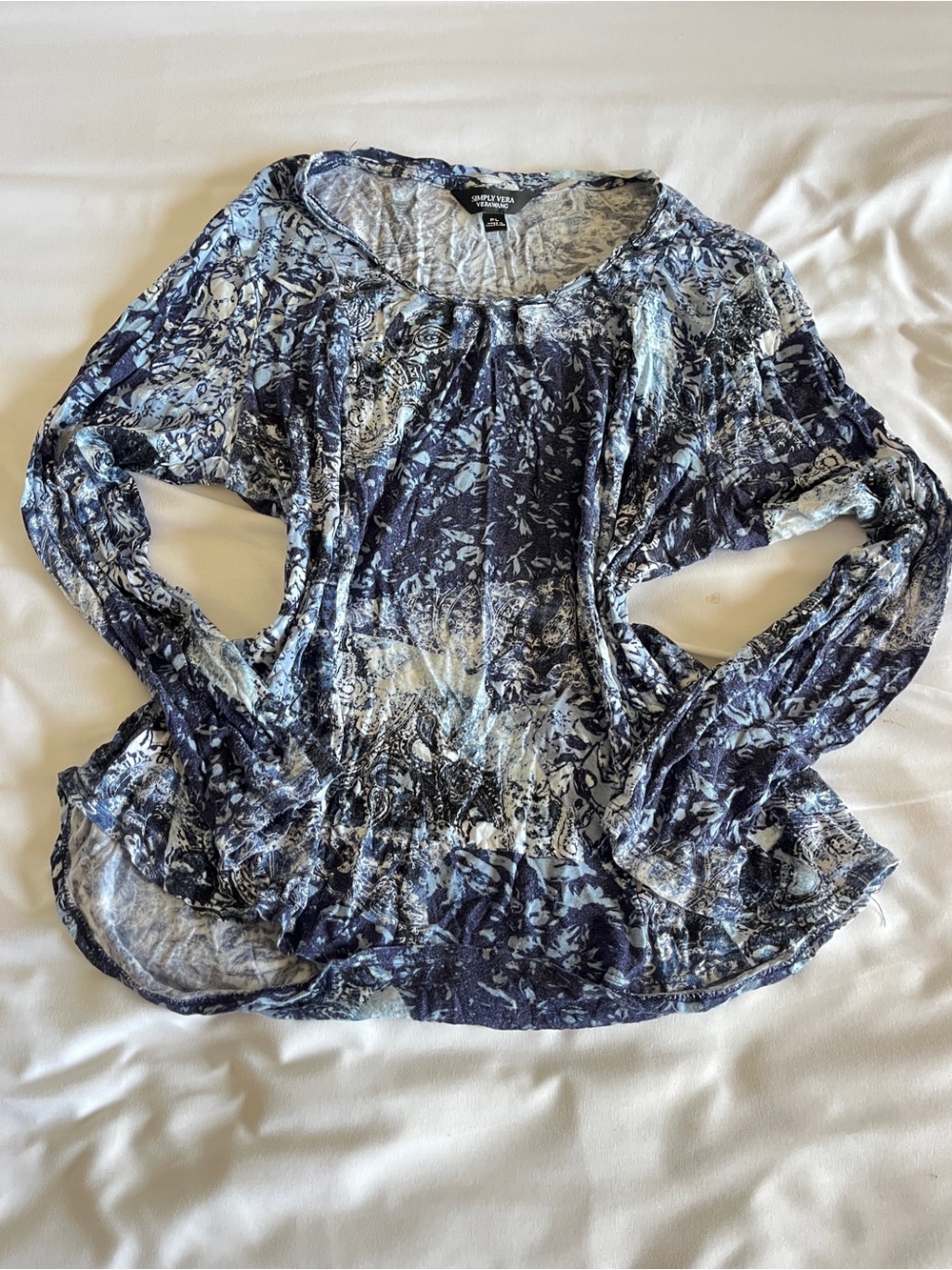 Simply Vera Vera Wang Size PL Blue & White Floral Paisley Scoop Neck Blouse